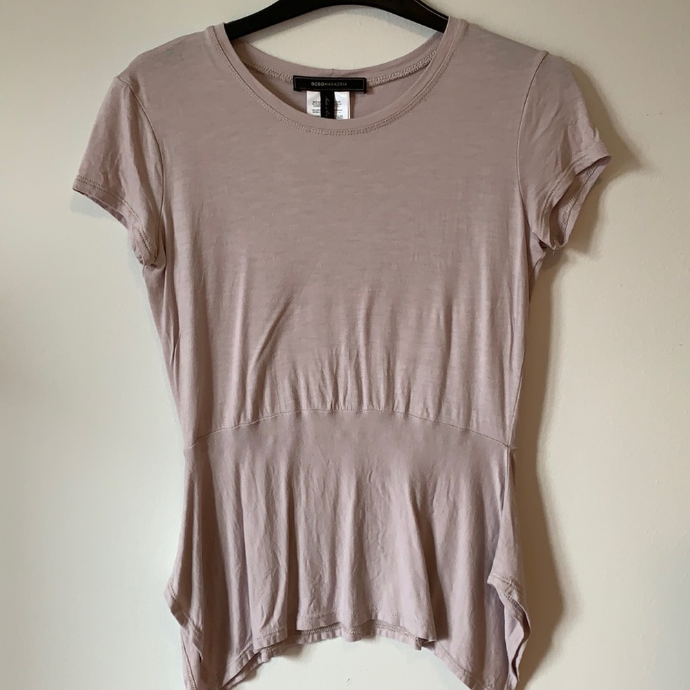 BCBG light lilac t-shirt top